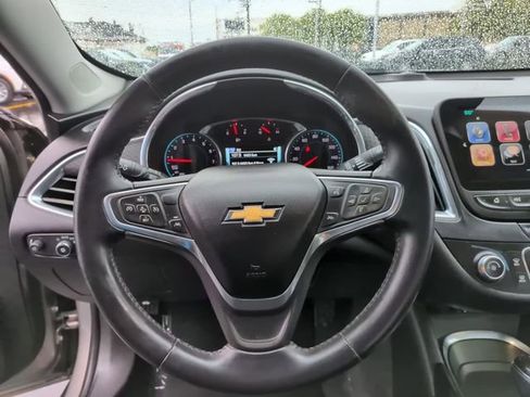 Used 2017 Chevrolet Malibu LT w/ Driver Confidence Package FWD image 20