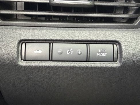 Used 2022 Nissan Altima 2.5 SR w/ Midnight Edition Package image 23