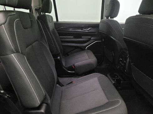 Used 2021 Jeep Grand Cherokee L Laredo w/ Luxury Tech Group I image 19