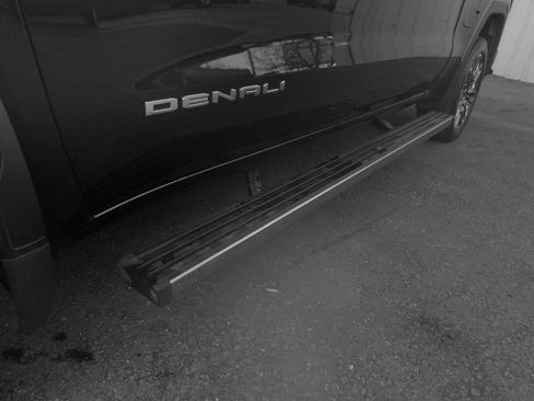 Used 2022 GMC Sierra 1500 Denali Ultimate image 12