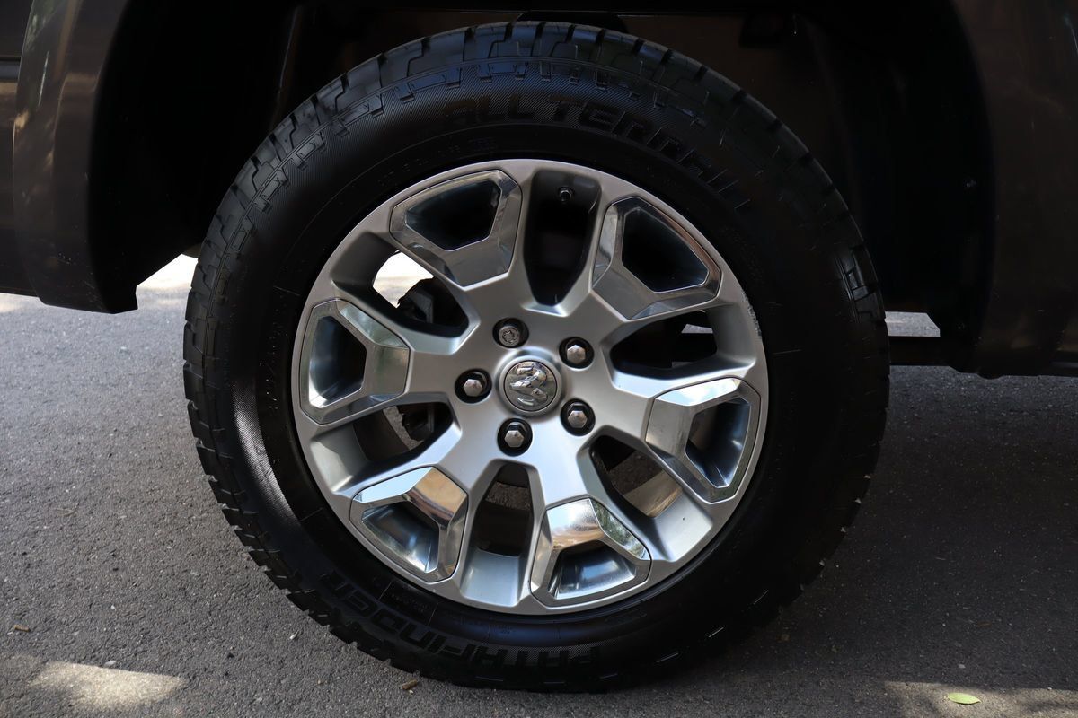 Used 2016 RAM 1500 Limited AWD/4WD image 43