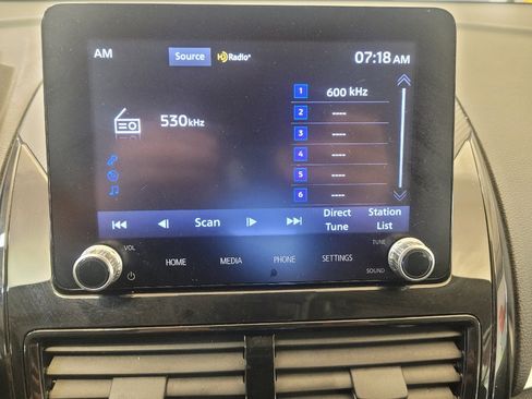 Used 2024 Mitsubishi Eclipse Cross AWD image 25