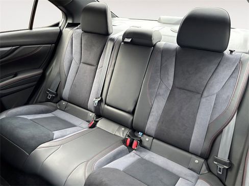 Used 2022 Subaru WRX Limited image 13