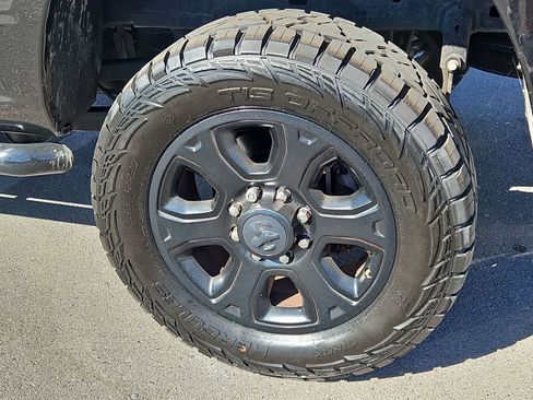 Used 2017 RAM 2500 Big Horn w/ Sport Appearance Group image 15