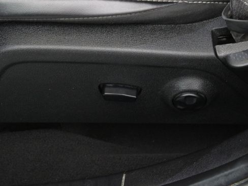 Used 2020 Dodge Journey Crossroad FWD image 8