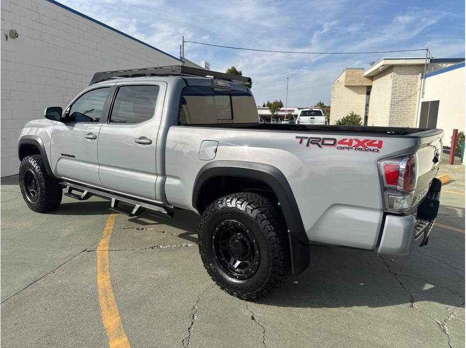 Used 2020 Toyota Tacoma TRD Off-Road w/ Technology Package AWD/4WD image 12
