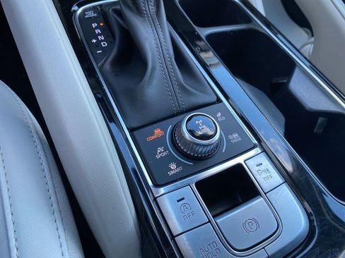 Used 2021 Kia Telluride S image 31