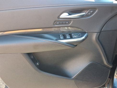 Used 2019 Cadillac XT4 Sport w/ Cold Weather Package image 23