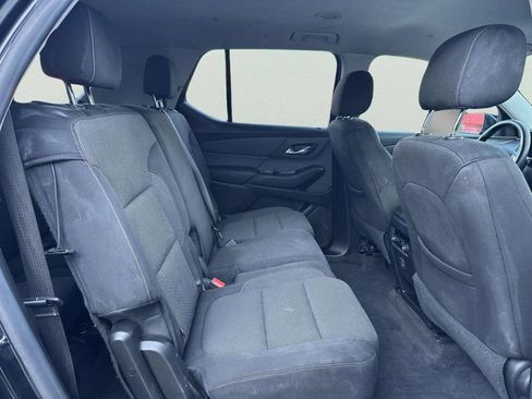 Used 2019 Chevrolet Traverse LS FWD image 13