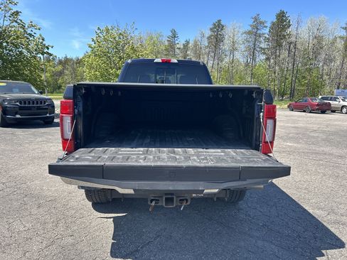 Used 2021 Ford F250 Lariat w/ Lariat Ultimate Package AWD/4WD image 12
