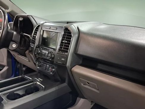 Used 2017 Ford F150 XLT w/ Equipment Group 302A Luxury AWD/4WD image 19