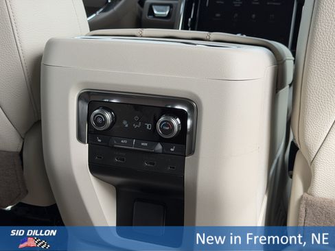 New 2026 GMC Yukon XL Denali w/ Denali Reserve Package image 24