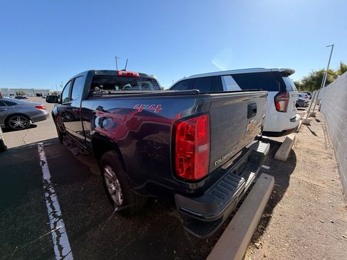 Used 2019 Chevrolet Colorado LT AWD/4WD image 6