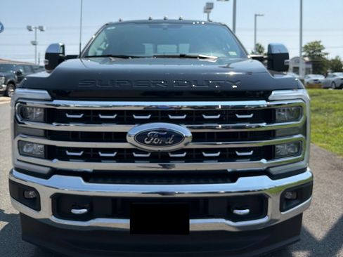 Used 2024 Ford F250 Lariat w/ Chrome Package AWD/4WD image 2