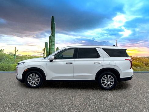 Used 2025 Hyundai Palisade SEL FWD image 3