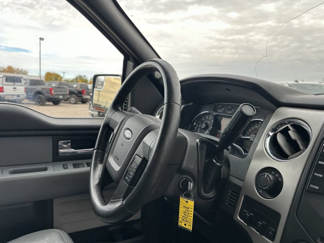 Used 2014 Ford F150 XLT w/ Equipment Group 302A Luxury AWD/4WD image 18