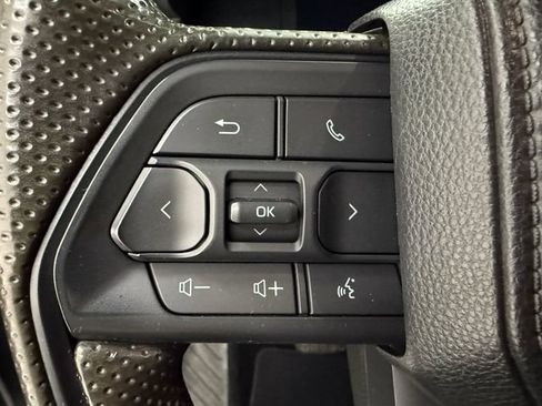 Used 2024 Toyota Tacoma SR5 RWD image 10