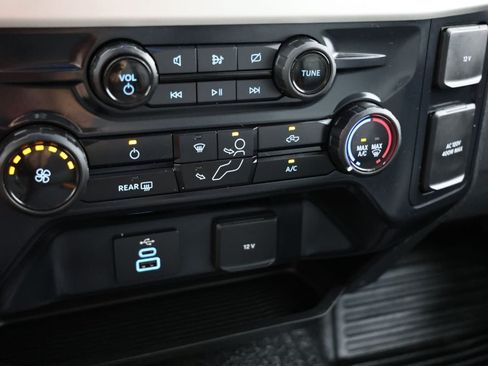 Used 2023 Ford F350 XL w/ 360-Degree Camera Package AWD/4WD image 27