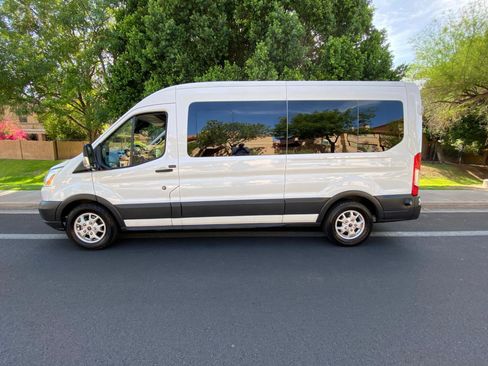 Used 2015 Ford Transit 350 XLT RWD image 57