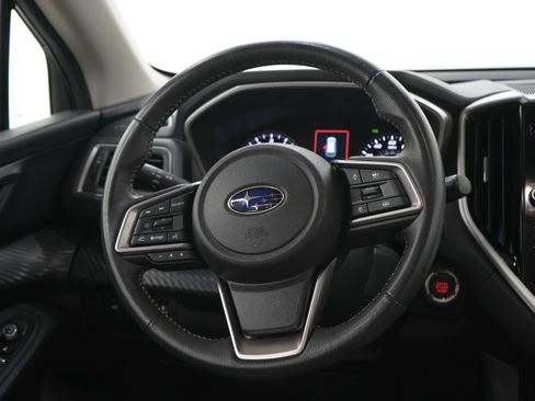 Used 2025 Subaru Ascent Premium AWD/4WD image 18