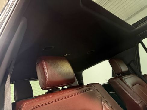 Used 2024 Ford Expedition Limited AWD/4WD image 15