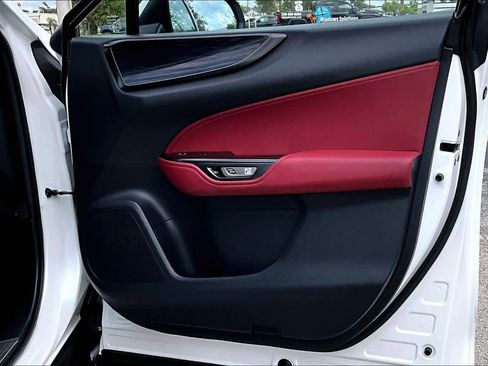 Used 2023 Lexus NX 350h Premium image 27