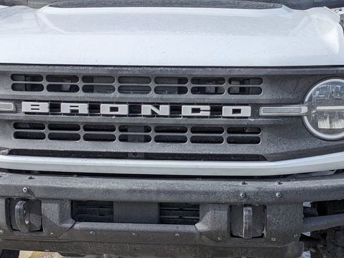 Certified 2024 Ford Bronco Black Diamond image 9