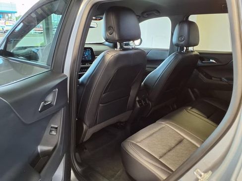 Used 2026 Chevrolet Equinox LT w/ Convenience Package II FWD image 19