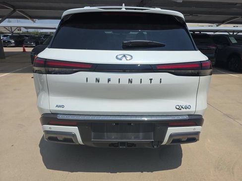 Certified 2023 INFINITI QX60 Sensory w/ Vision Package AWD/4WD image 4