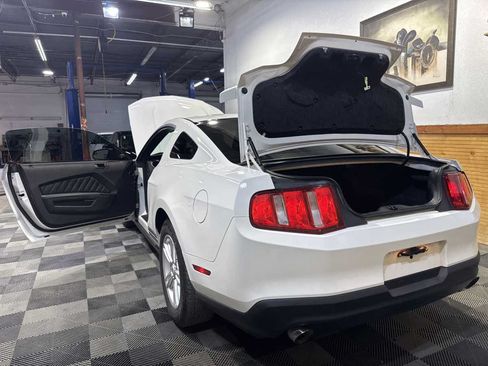 Used 2012 Ford Mustang Coupe RWD image 11