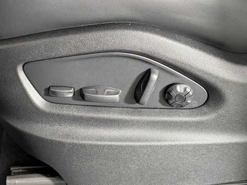 New 2026 Porsche Cayenne Coupe image 29