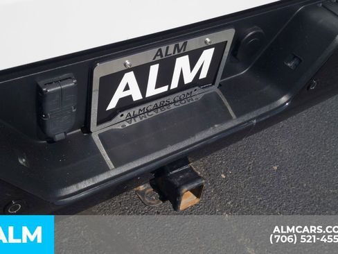 Used 2023 Chevrolet Silverado 1500 ZR2 image 9