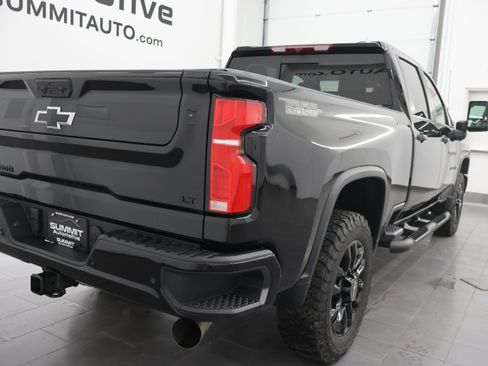 Used 2025 Chevrolet Silverado 2500 LT w/ Trail Boss Package AWD/4WD image 4