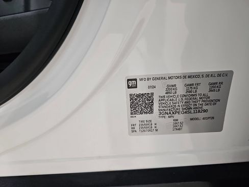 Certified 2025 Chevrolet Equinox LT w/ Convenience Package II AWD/4WD image 42