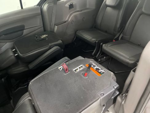 Used 2022 Ford Transit Connect XL FWD image 13