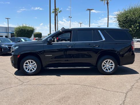 Used 2023 Chevrolet Tahoe LS AWD/4WD image 2
