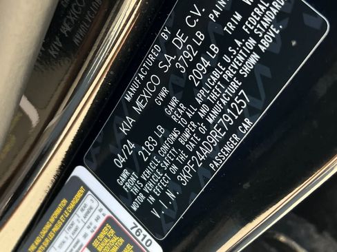 Used 2024 Kia Forte LXS FWD image 29