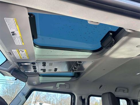 Used 2025 INEOS Grenadier Fieldmaster Edition image 19