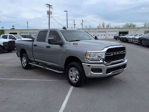 Used 2024 RAM 3500 Tradesman w/ Chrome Appearance Group AWD/4WD image 2