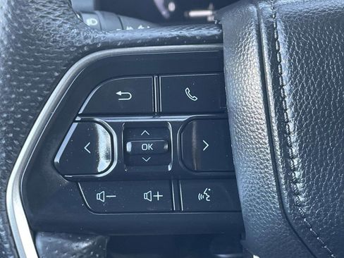 Used 2024 Toyota Tacoma TRD Sport AWD/4WD image 23