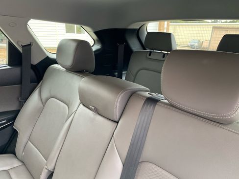 Used 2018 Hyundai Santa Fe SE w/ SE Premium Package 02 image 14