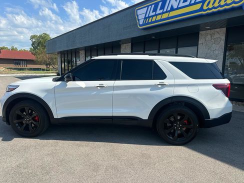 Used 2022 Ford Explorer ST w/ ST Street Pack AWD/4WD image 4