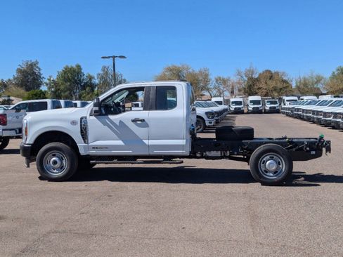 New 2024 Ford F350 XL image 9