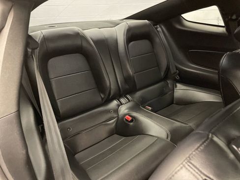 Used 2020 Ford Mustang Premium image 23