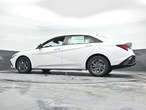 New 2026 Hyundai Elantra Blue image 50