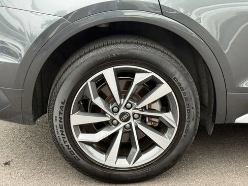 Used 2023 Audi Q5 2.0T Premium w/ Convenience Package AWD/4WD image 12
