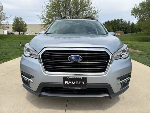 Certified 2022 Subaru Ascent Touring AWD/4WD image 9