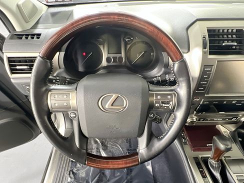 Used 2019 Lexus GX 460 Premium AWD/4WD image 11