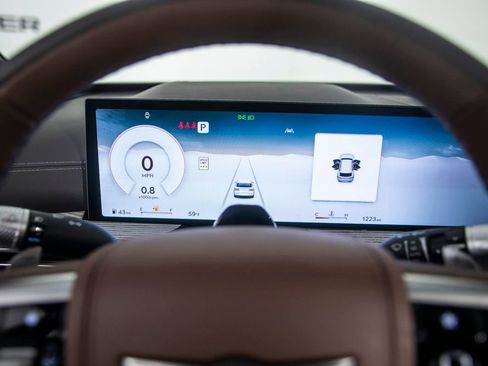 Used 2025 Genesis GV80 3.5T Prestige image 25