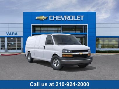 New 2026 Chevrolet Express 2500 Extended w/ Chrome Appearance Package
